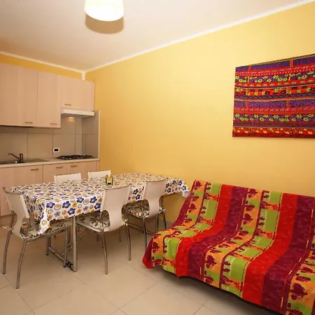 Apartment Solar Con Piscina