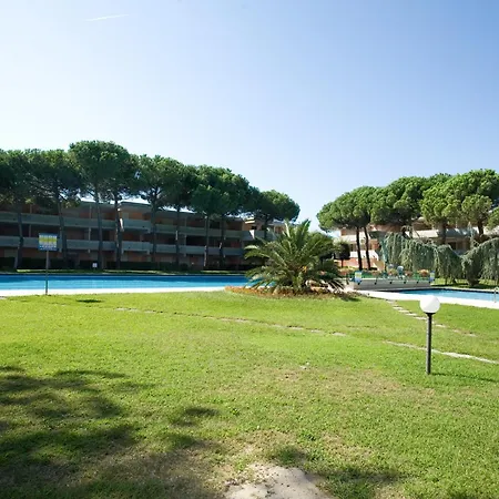 Apartment Solar Con Piscina